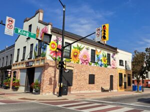 A flower mural on a building in Caledon at King St.